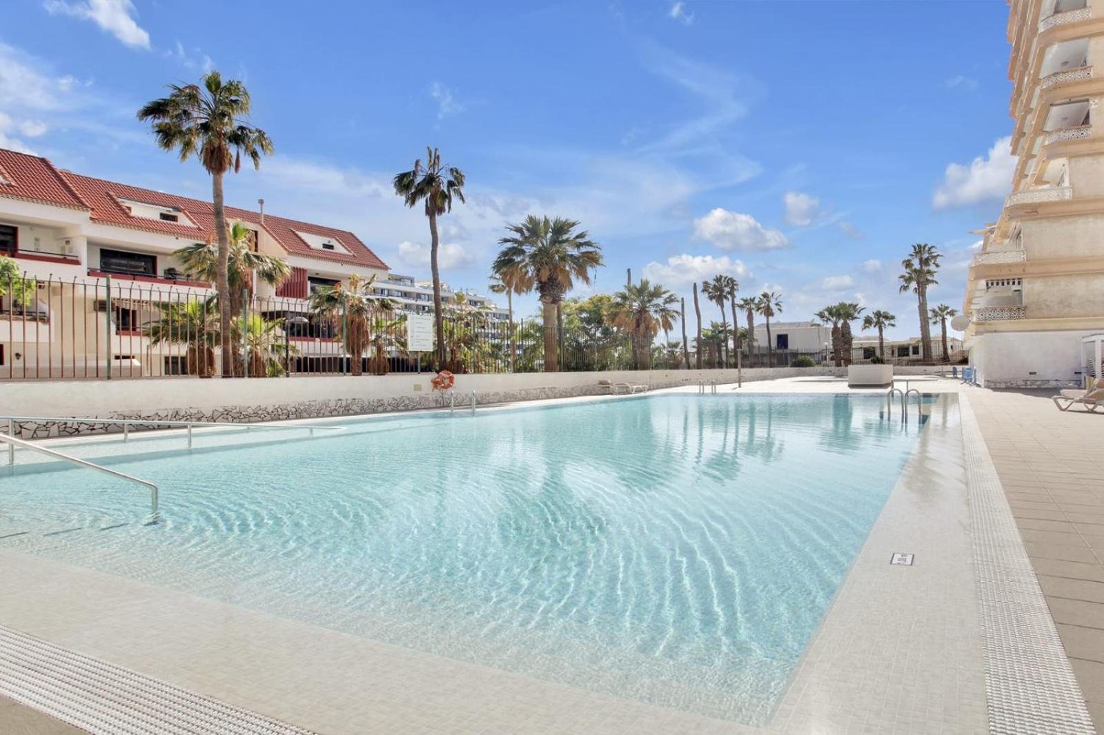 Modern In Playa De Americas Apartment
